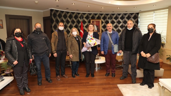 Gültepe Cemevi’nden İzmit Belediyesine teşekkür ziyareti