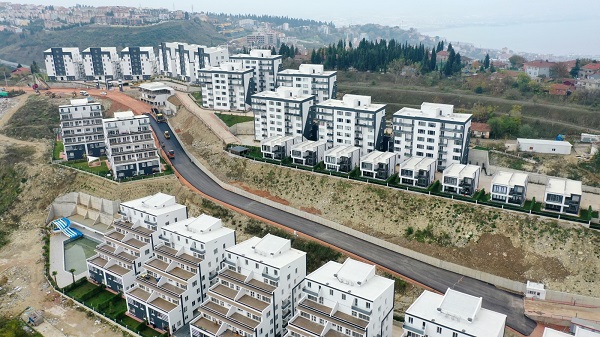 İzmit Belediyesi Vadi İzmit evlerini satışa çıkarıyor