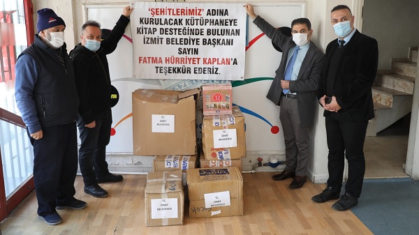 Şehit Kütüphanelerine İzmit Belediyesinden Kitap Desteği