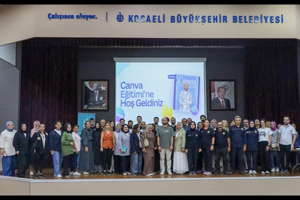 Kocaeli Büyükşehir personeli “Canva” eğitimi aldı