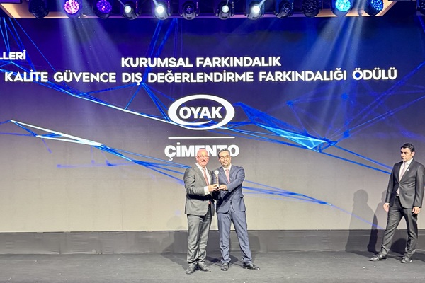 OYAK Çimento’nun Kurumsal Yönetişim Başarısı TİDE Ödülü ile Tescillendi