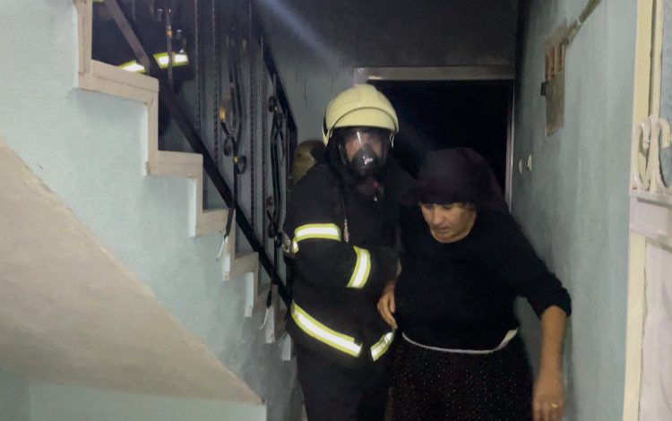 Adıyaman’da yangın: 2 kişi dumandan etkilendi