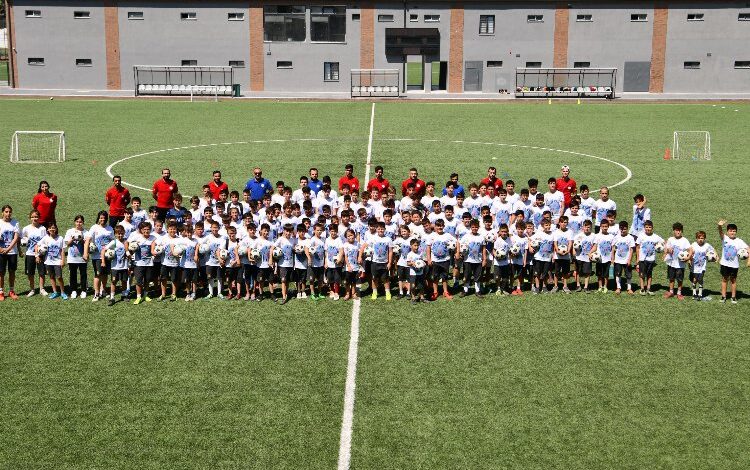 Şampiyon olacak çocuklar için herkes seferber oldu Şampiyon olacak çocuklar için herkes seferber oldu