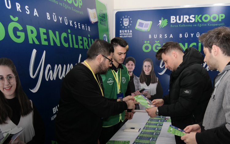 Bursa’da 3 bin kişilik ‘burs’ haberine 4 günde 7 bin başvuru geldi Bursa’da 3 bin kişilik ‘burs’ haberine 4 günde 7 bin başvuru geldi