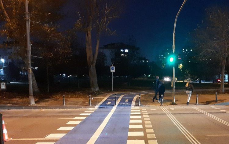 İstanbul’da metro ulaşımına bisiklet yolu