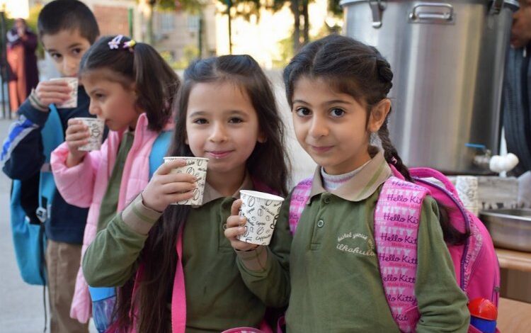 Bursa Kestel’de ‘Sütler Ballı, Çocuklar Sağlıklı’ Bursa Kestel’de ‘Sütler Ballı, Çocuklar Sağlıklı’