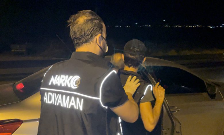 Narko Adıyaman ekipleri şehrin girişine resmen duvar oldu!