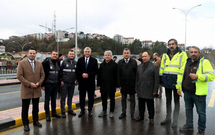 Başkan Yüce: “Tüm Sakarya’yı mutluluğumuza ortak olmaya bekliyoruz” Başkan Yüce: “Tüm Sakarya’yı mutluluğumuza ortak olmaya bekliyoruz”