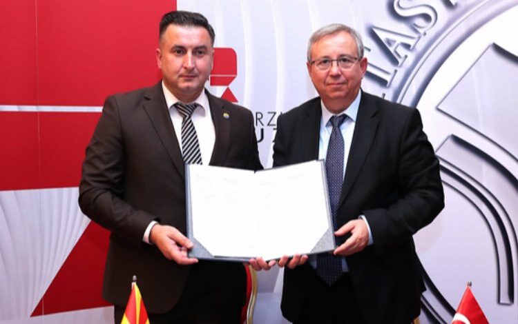 Trakya Üniversitesi’nden 4 işbirliği anlaşması Trakya Üniversitesi’nden 4 işbirliği anlaşması