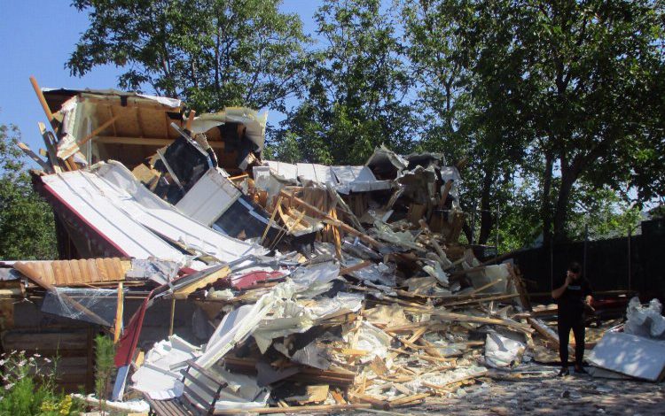 Uludağ eteklerinde kaçak yapı operasyonu