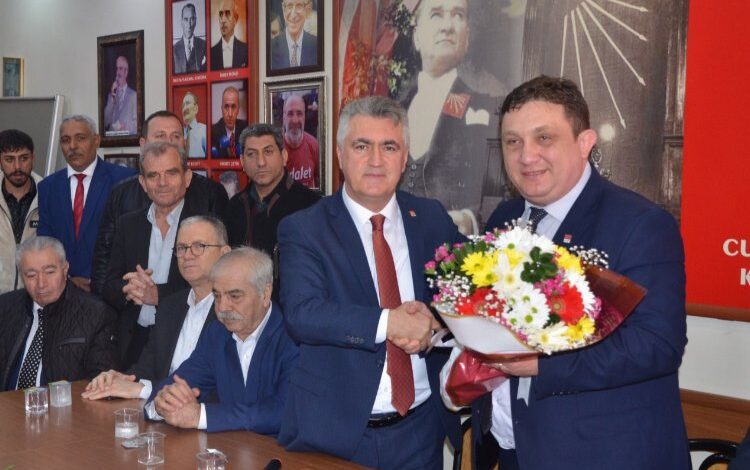 İstanbul Büyükşehir Meclisi’nden istifa eden Çakır, aday adaylığını açıkladı İstanbul Büyükşehir Meclisi’nden istifa eden Çakır, aday adaylığını açıkladı