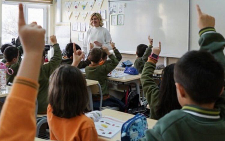 Müjdeyi Cumhurbaşkanı Erdoğan paylaştı… 45 bin öğretmen atanacak Müjdeyi Cumhurbaşkanı Erdoğan paylaştı… 45 bin öğretmen atanacak