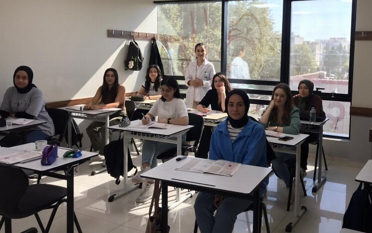 Çınar Akademi yeni döneme başladı