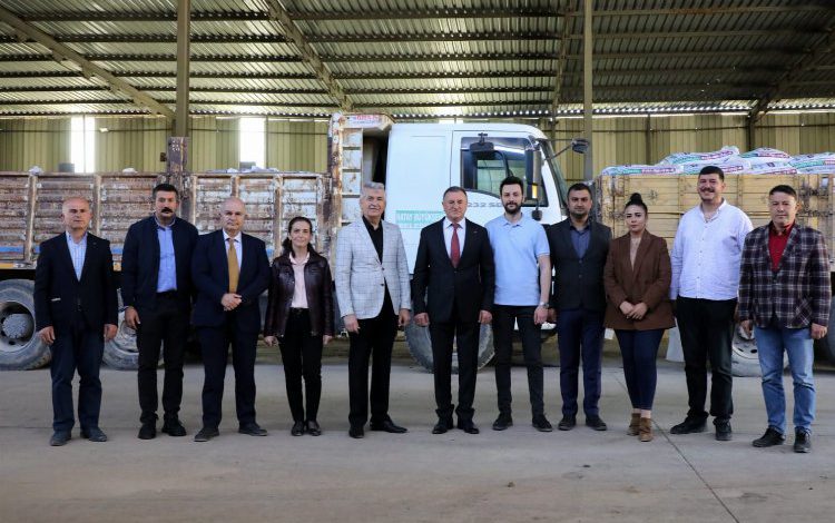 Hatay’da üreticiye 75 ton gübre desteği