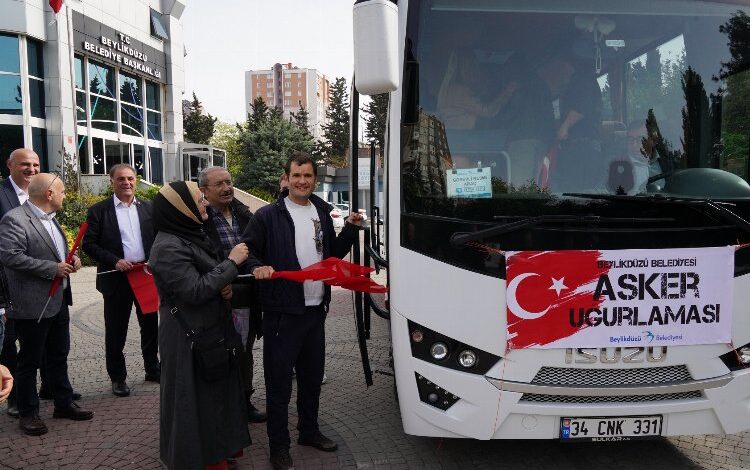 Beylikdüzü’nden askerler için temsili uğurlama