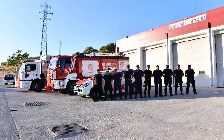 Büyükşehir’in arama kurtarma ekibi Libya’da Büyükşehir’in arama kurtarma ekibi Libya’da