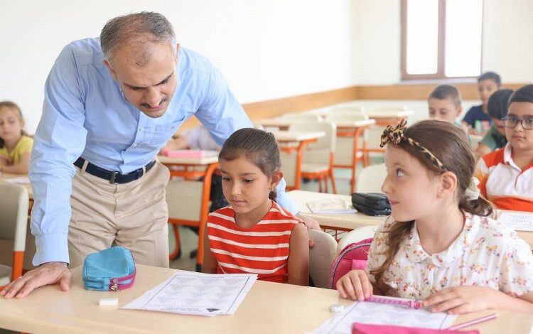 Çayırovalı miniklere Başkan Çiftçi’den ziyaret