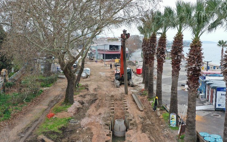 Balıkesir Erdek’te sıra Çuğra sahilinde Balıkesir Erdek’te sıra Çuğra sahilinde