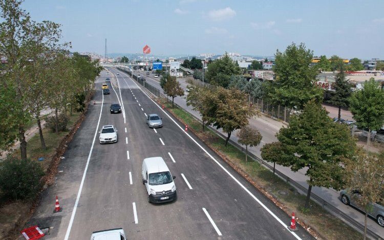 Kocaeli’de Ömer Türkçakal Bulvarı trafiğe açıldı