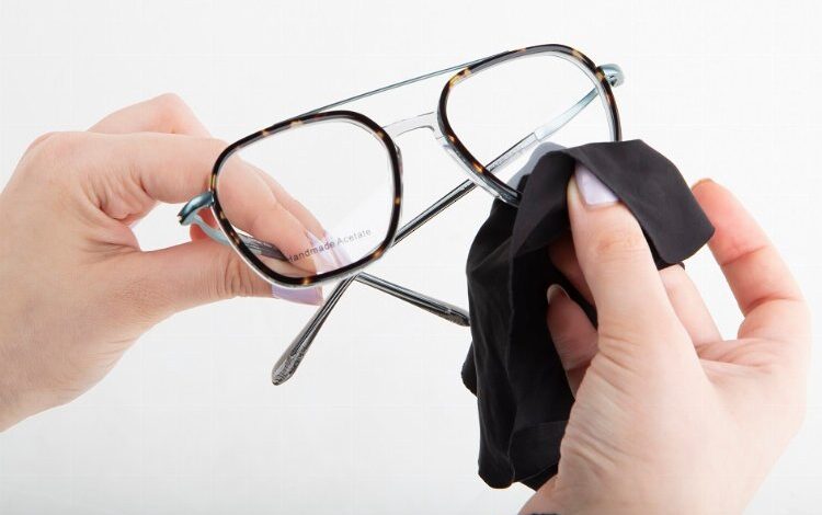 Gözlük temizliğinde 6 ipucu Gözlük temizliğinde 6 ipucu