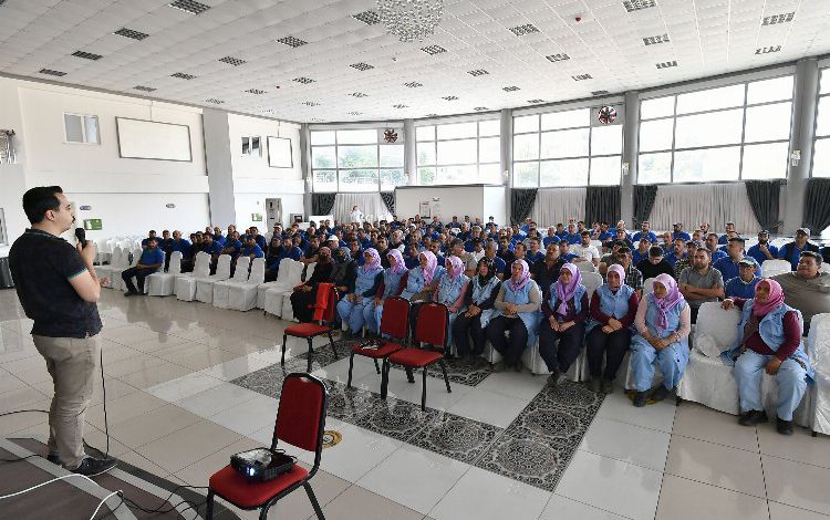 Bursa Osmangazi’de ‘şüpheli paket’ eğitimi Bursa Osmangazi’de ‘şüpheli paket’ eğitimi