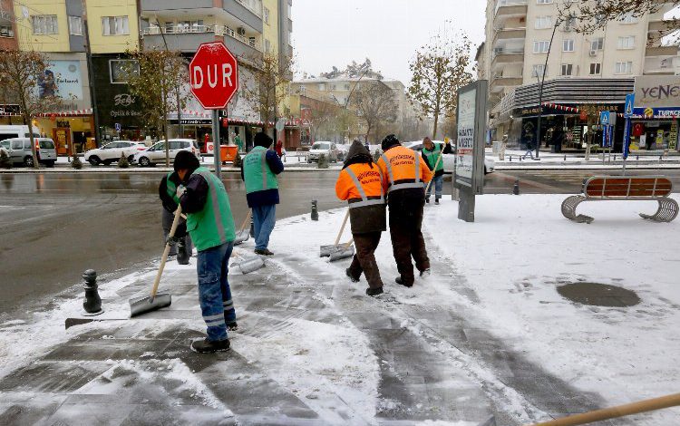 Gaziantep karla mücadeleye hazır Gaziantep karla mücadeleye hazır