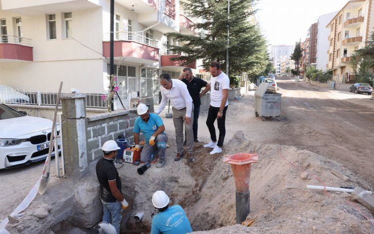 Nevşehir Belediyesi’nden asfalt mesaisi Nevşehir Belediyesi’nden asfalt mesaisi