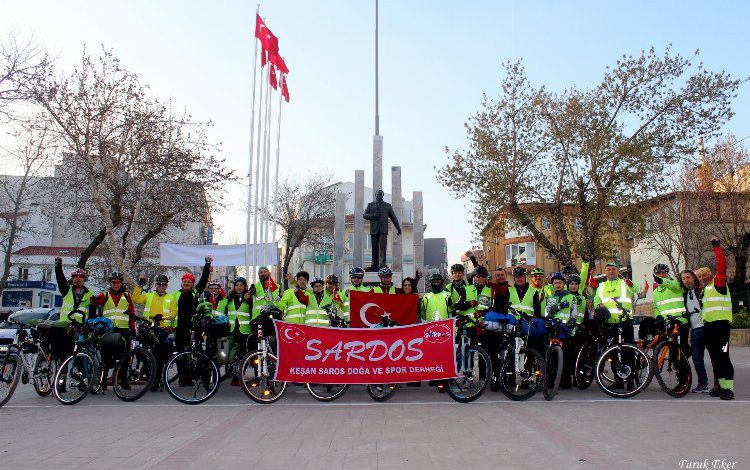 SARDOS Şehitlere saygı için yola çıkıyor