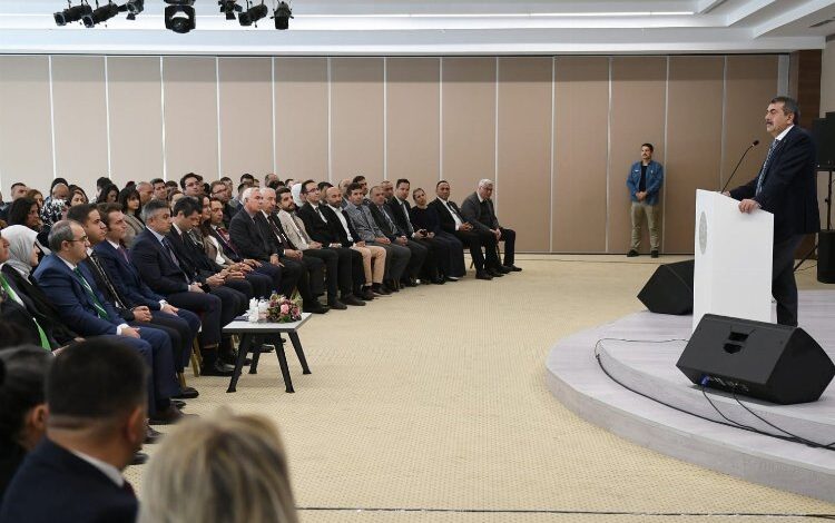 Bakan Tekin, YEĞİTEK Çalıştayı’nda Bakan Tekin, YEĞİTEK Çalıştayı’nda