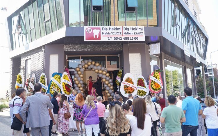 La Denta ile Bursa’dan ‘Gülümse Hayata’ dediler La Denta ile Bursa’dan ‘Gülümse Hayata’ dediler