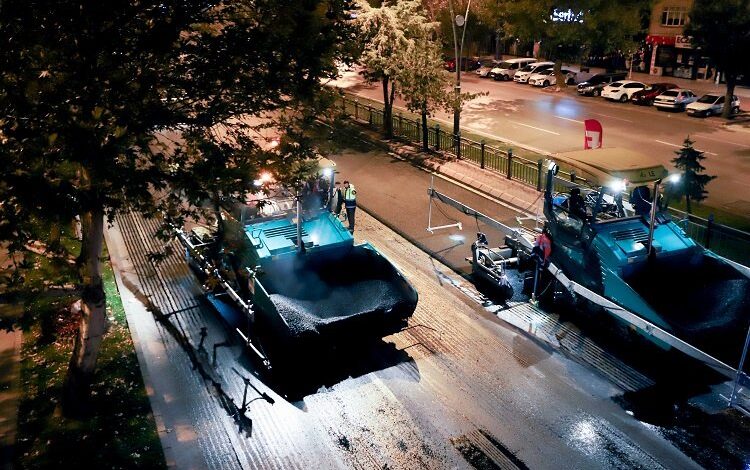 Kayseri Büyükşehir’den gece mesaisi Kayseri Büyükşehir’den gece mesaisi