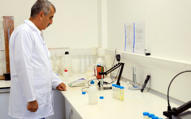 Muğla’da analizi yaptıran üretici, gübreden tasarruf ediyor