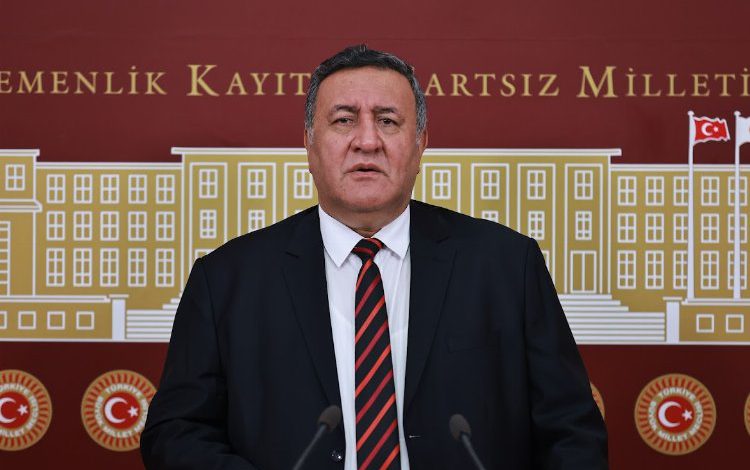 Gürer: “Tarımdaki birikmiş sorunlar Bakan değişikliği ile değil, zihniyet değişikliği ile çözülebilir”