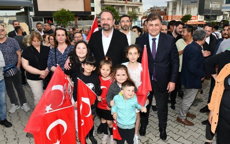 Çiğli’de gençlere Nutuk ve İstiklal Marşlı çağrı