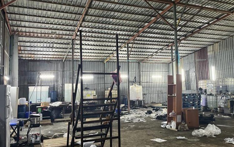 Gebze’de kaçak imalata geçit yok! Piyasaya süreceklerdi…