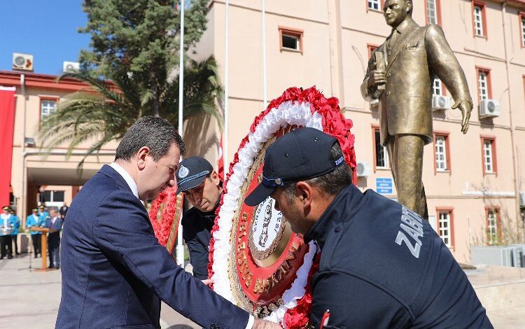 Ata’nın Bergama’ya gelişinin 89. yılı kutlandı Ata’nın Bergama’ya gelişinin 89. yılı kutlandı