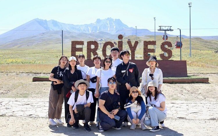 Güney Koreli öğrenciler Kayseri’ye hayran kaldı Güney Koreli öğrenciler Kayseri’ye hayran kaldı