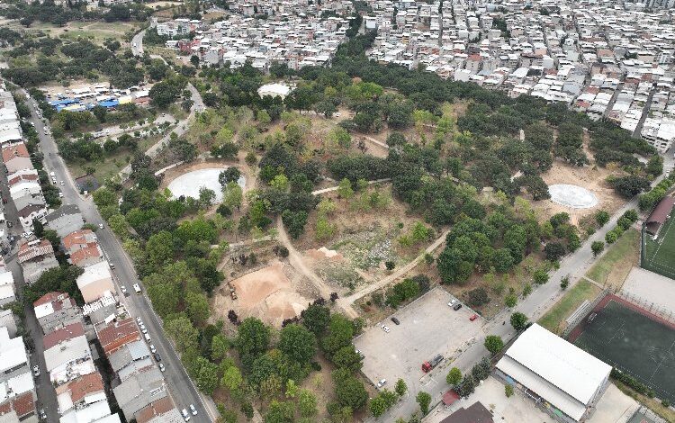 Teoman Özalp Parkı yenileniyor Teoman Özalp Parkı yenileniyor