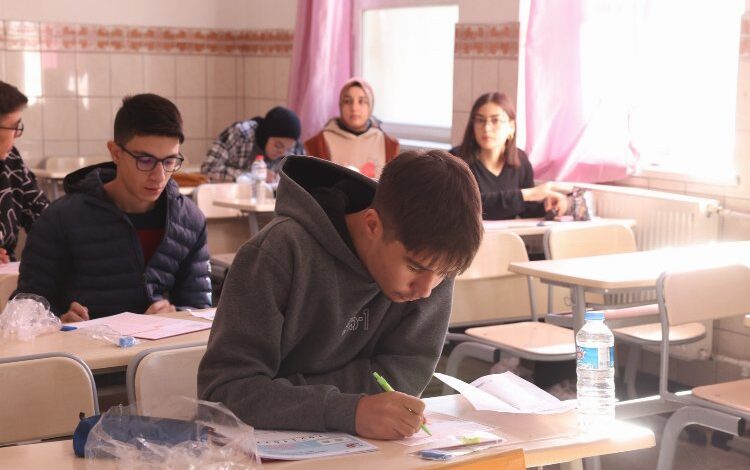 Nevşehir Belediyesi’nin TYT denemesine kayıtlar başladı