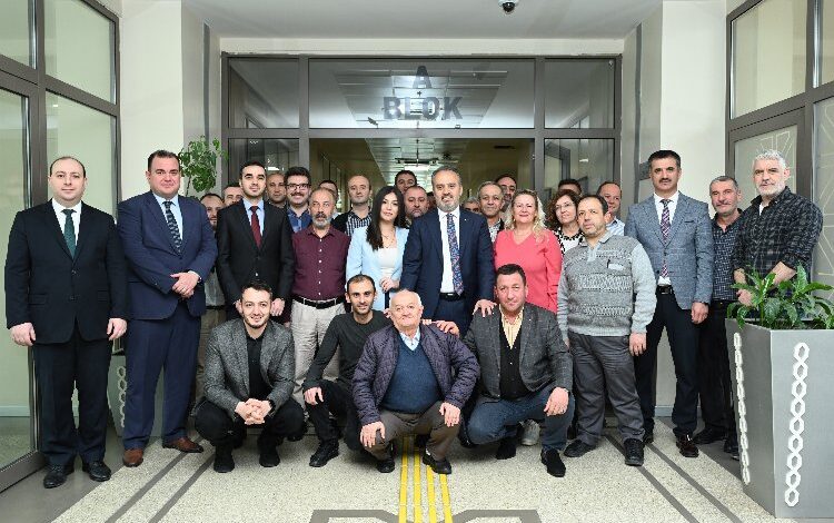 Bursa Büyükşehir ailesi bayramlaştı Bursa Büyükşehir ailesi bayramlaştı