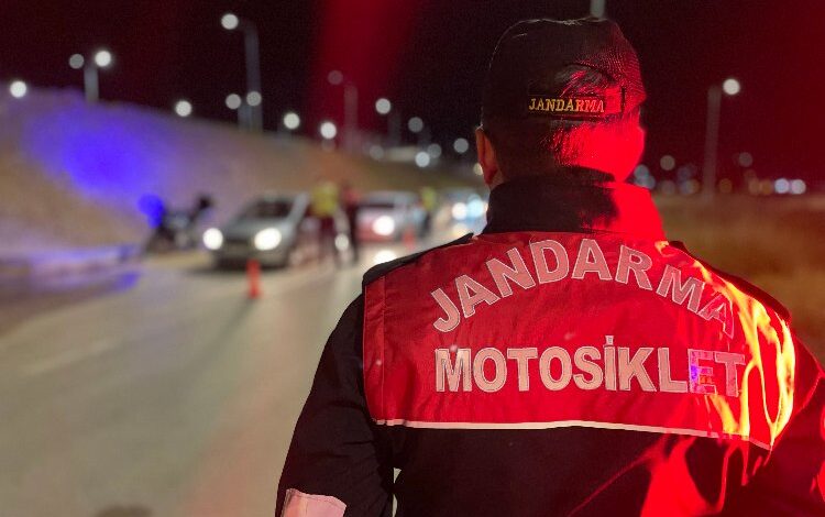 Adıyaman’da Jandarma ekiplerinden şok uygulama