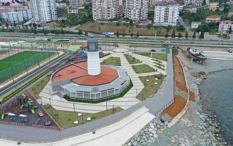 Rize’de ‘Deniz Feneri’ sonunda yandı Rize’de ‘Deniz Feneri’ sonunda yandı