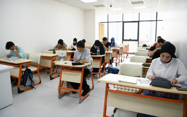Üniversiteye hazırlık kursu kayıtları devam ediyor