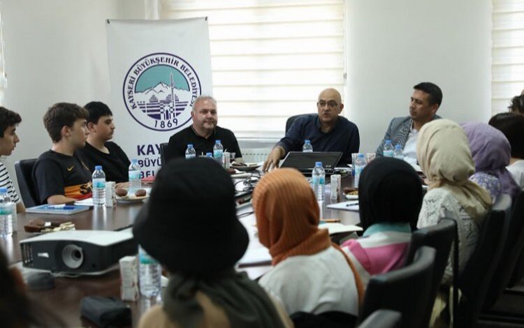 KAYMEK’in matematik kursuna yoğun ilgi KAYMEK’in matematik kursuna yoğun ilgi