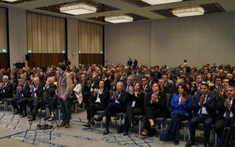 Gelir adaletsizliği alarm veriyor Gelir adaletsizliği alarm veriyor