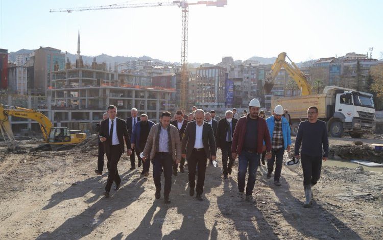 Rize’de devam eden yatırım çalışmaları incelendi Rize’de devam eden yatırım çalışmaları incelendi