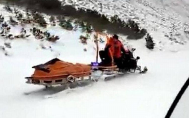 Erzurum’da hamile kadının yardımına JAK’lar yetişti Erzurum’da hamile kadının yardımına JAK’lar yetişti