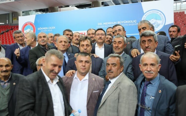 Val Ççek Kayserl mutarlarla buluştu