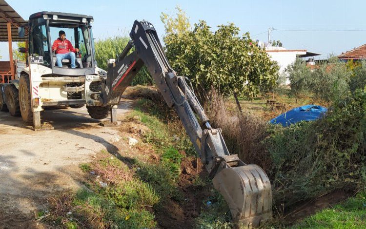 Manisa Ahmetli’de taşkınlara karşı önlem