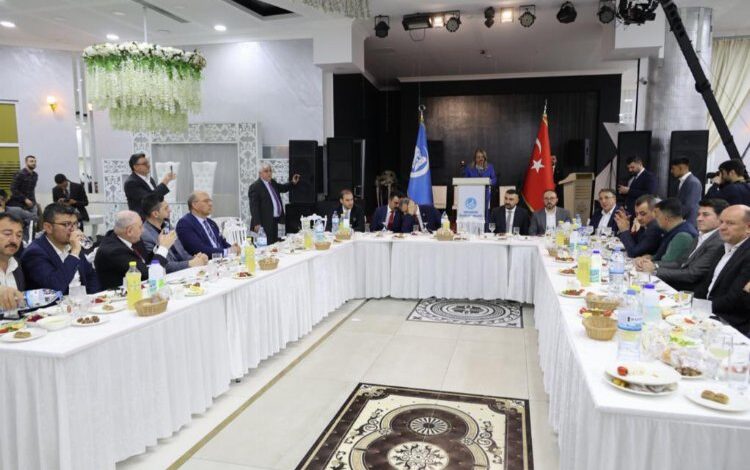 Mehmet Savran Ülkü Ocakları’nın iftarına katıldı Mehmet Savran Ülkü Ocakları’nın iftarına katıldı